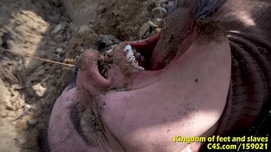 Isabella Humiliation Continues – Kingdom of feet and slaves