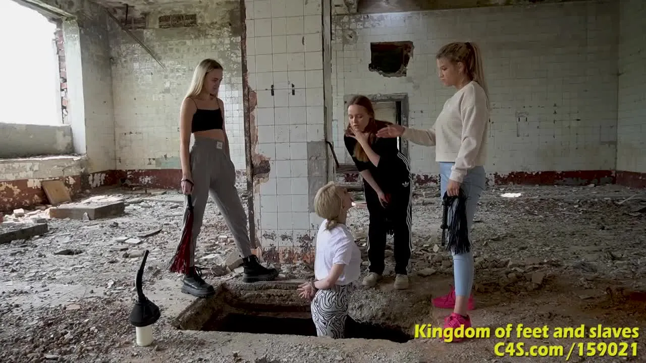 Kingdom Of Feet And Slaves: Astra Thrown in a Hole and Punished