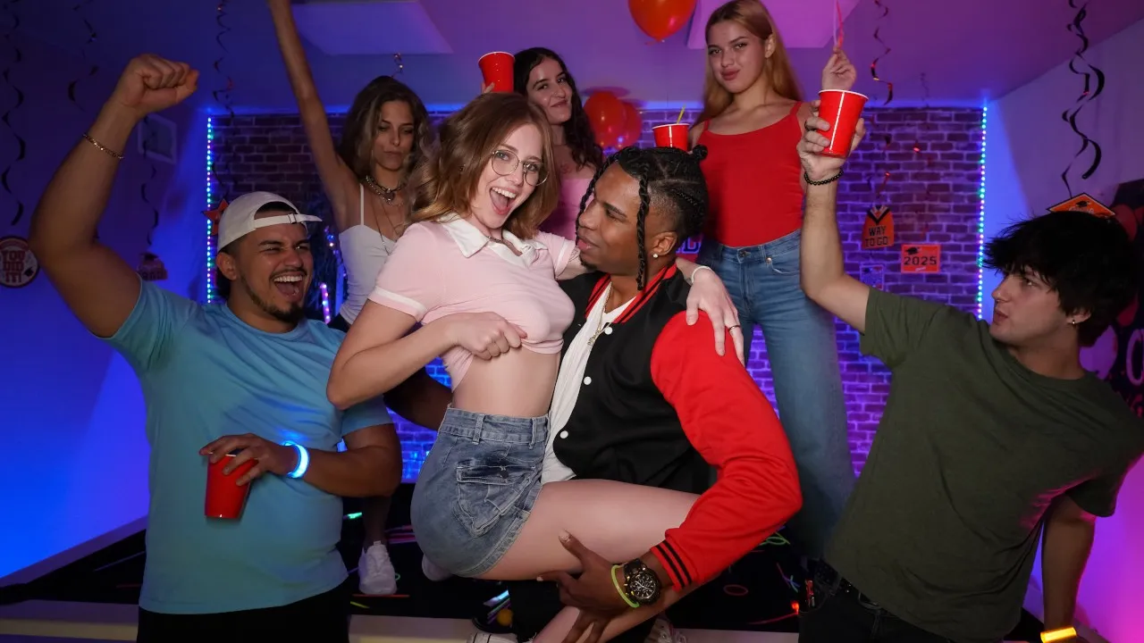 College Blowout Blowjob and Interracial Dorm Room Fuck Frenzy