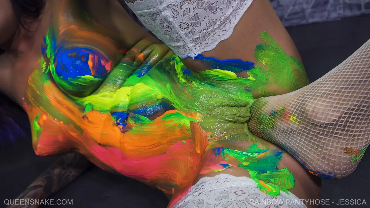 Queensnake.com RAINBOW PANTYHOSE – JESSICA-2020 March 7